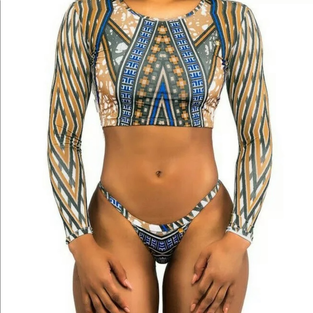 Long sleeve swimsuit